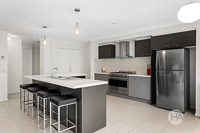 11 Sefton Grange, Mount Martha, VIC 3934, 4房, 2浴, House