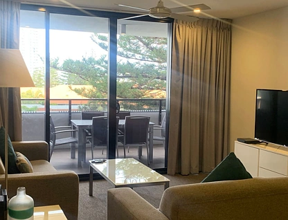 26/2729 Gold Coast Highway, Broadbeach, Gold Coast, 2房, 2浴, Apartment