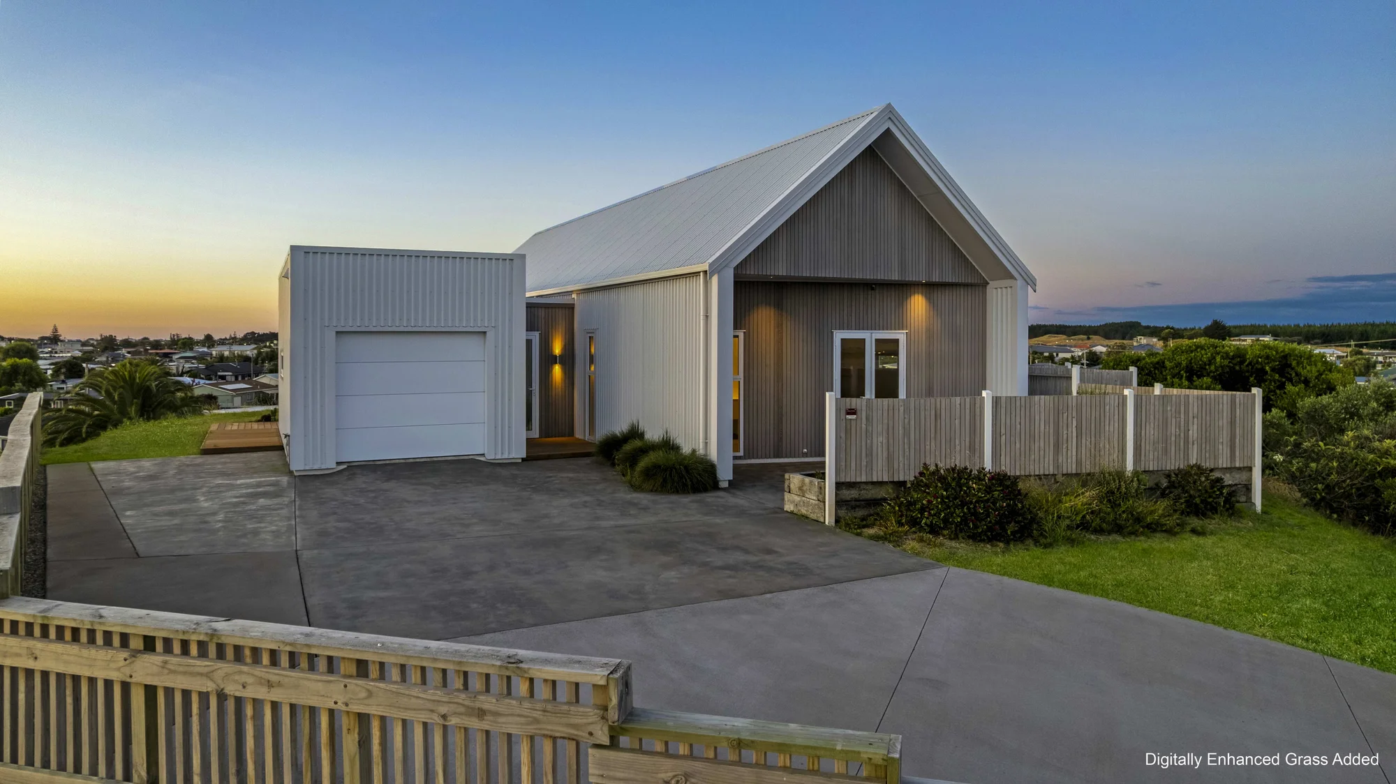 Foxton Beach 2 Bedroom Executive Coastal Living