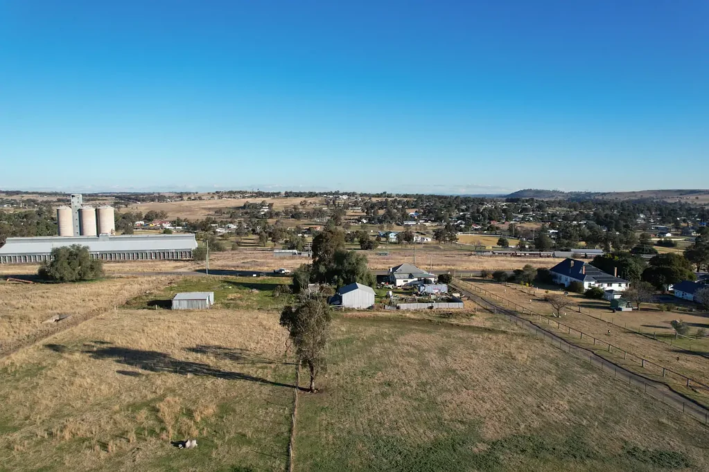 Merriwa  Block with Great Views!