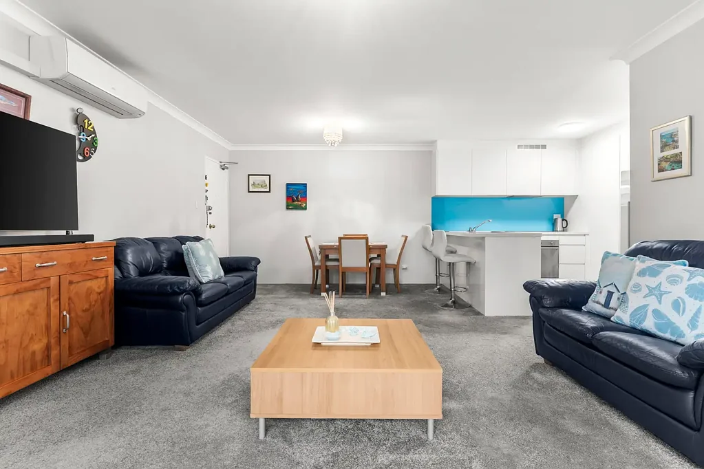 Sutherland 2Kwarto Top Floor & Centrally Located