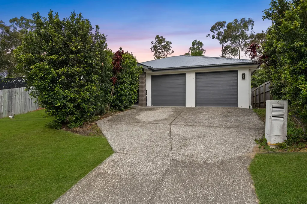 4 Carrick Place, Greenbank, QLD 4124