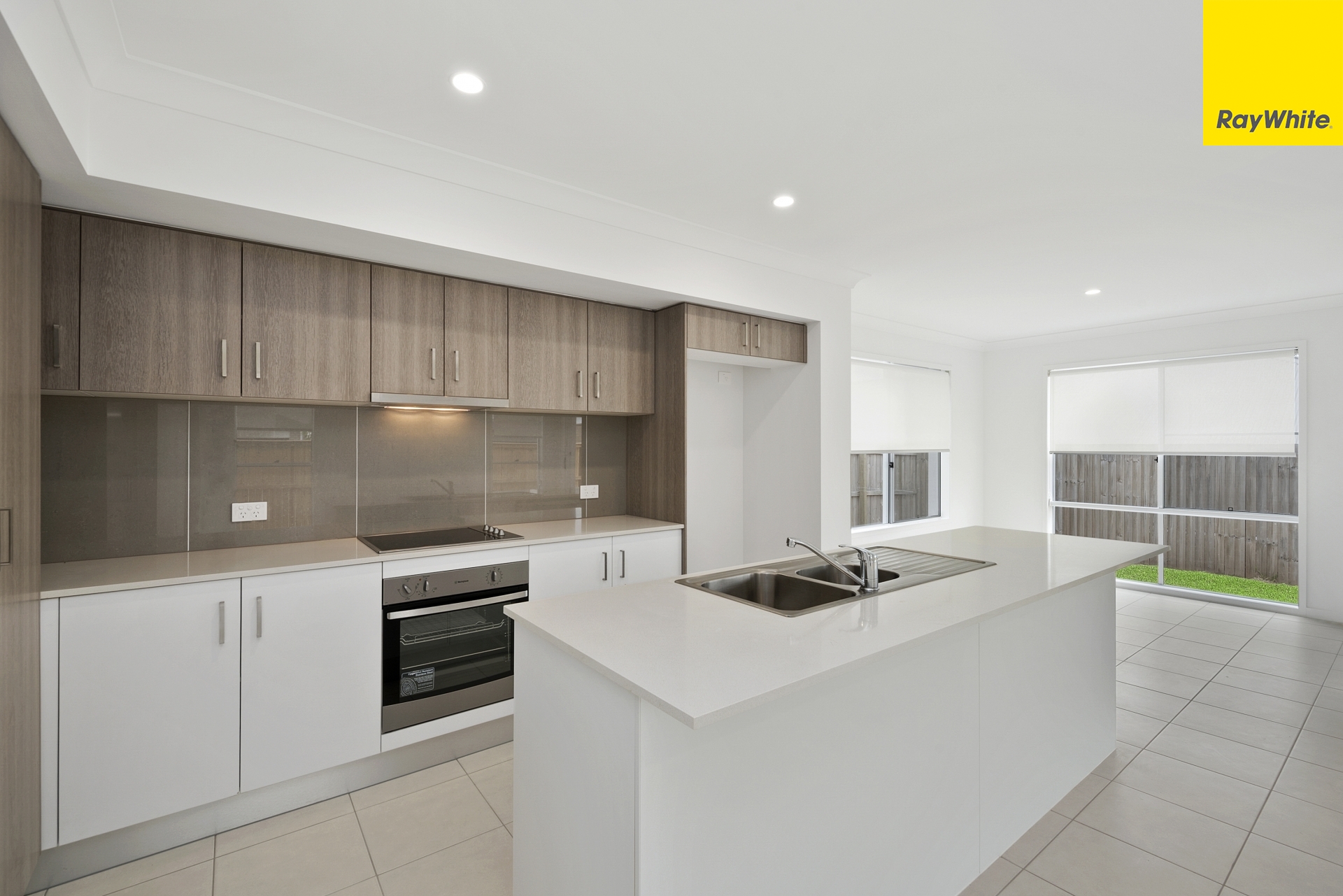 2 COOLOOLA CR, NORTH LAKES QLD 4509, 0 ห้องนอน, 0 ห้องน้ำ, House