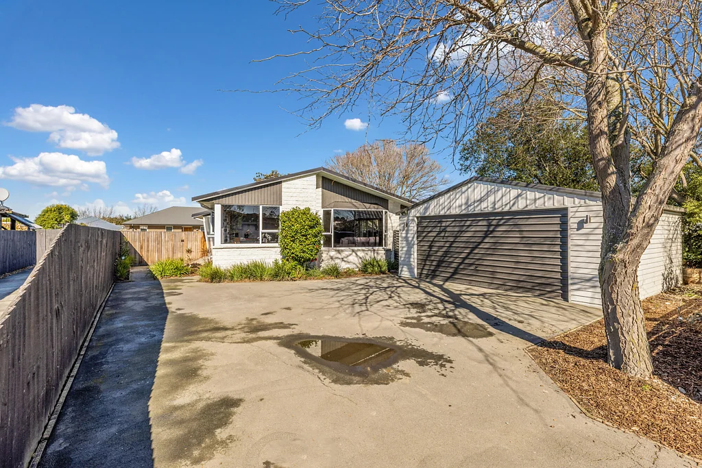 Rolleston 4Moenga More To Love On Moore