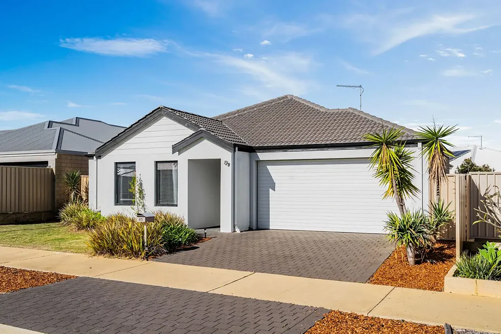 Baldivis 5Kwarto Modern Family Living with Five Bedrooms & Room to Grow