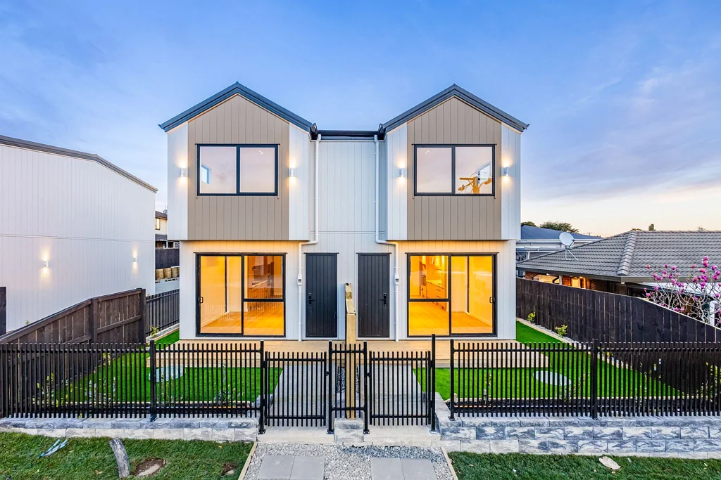Papatoetoe 2침실 Brand New Duplex with Road Frontage in Papatoetoe - It Won't Last Long!
