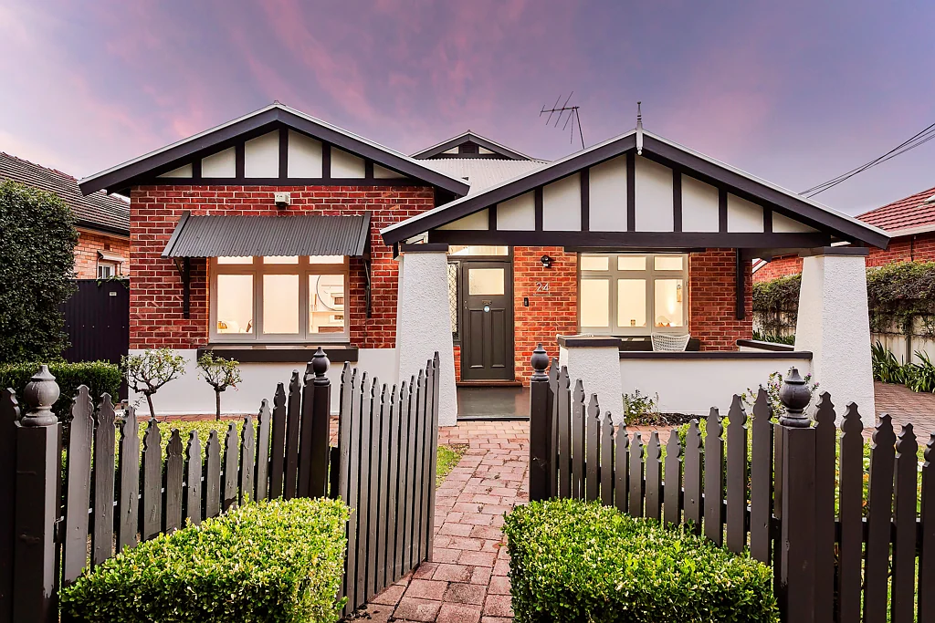 24 Albert Street, Clarence Gardens, SA 5039