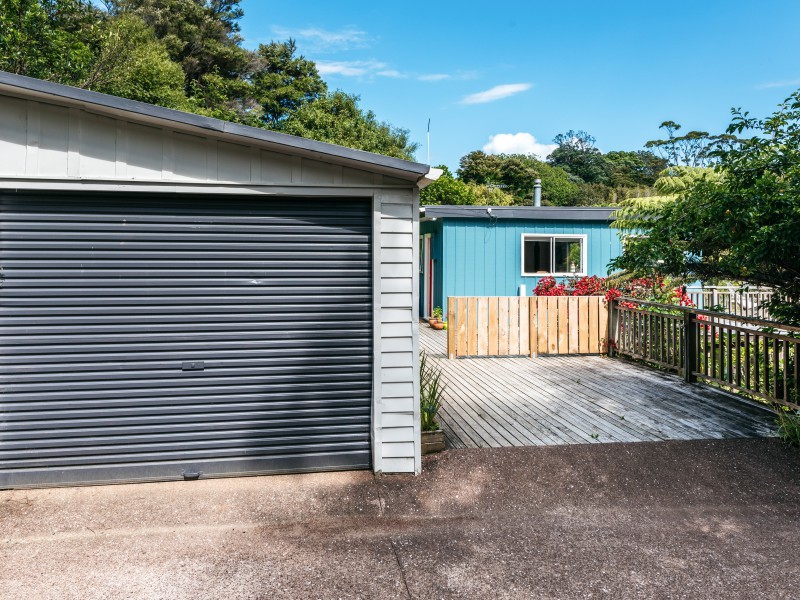 61 Fairview Crescent, Omiha, Auckland, 4 Schlafzimmer, 2 Badezimmer