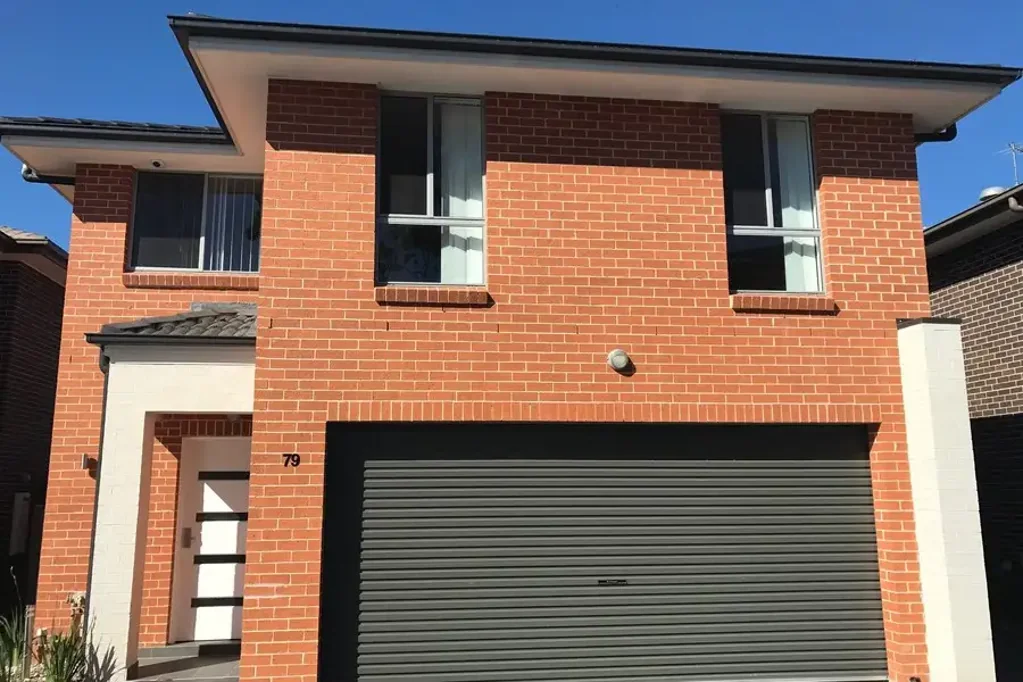 Modern 4 Bedroom Townhouse Ready For Lease!