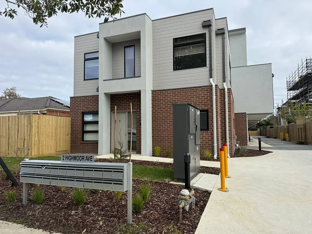 BRAND NEW TOWNHOUSE
