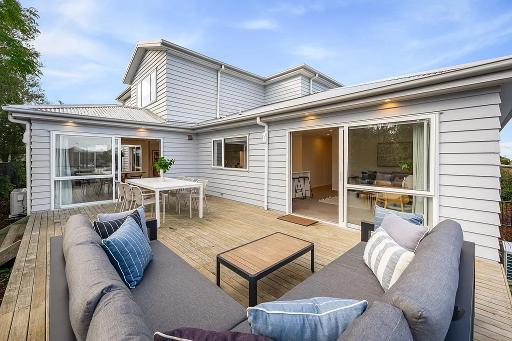 Massey 5chambre Thoughtfully Designed Home & Income