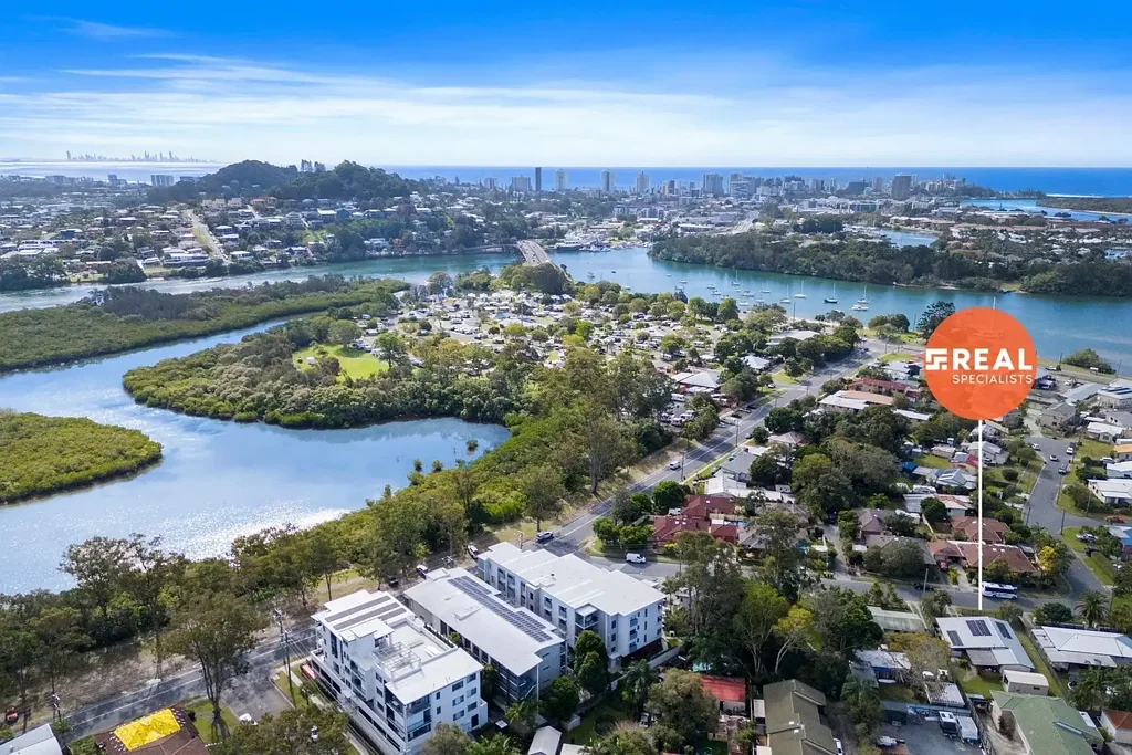 18 Cox Drive, Tweed Heads South, NSW 2486