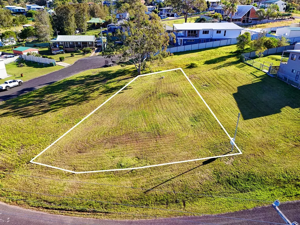 Coomba Park Blank canvass awaits your dream home