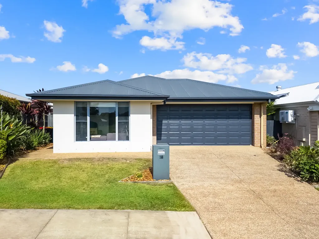 18 Murray Road, Urraween, QLD 4655