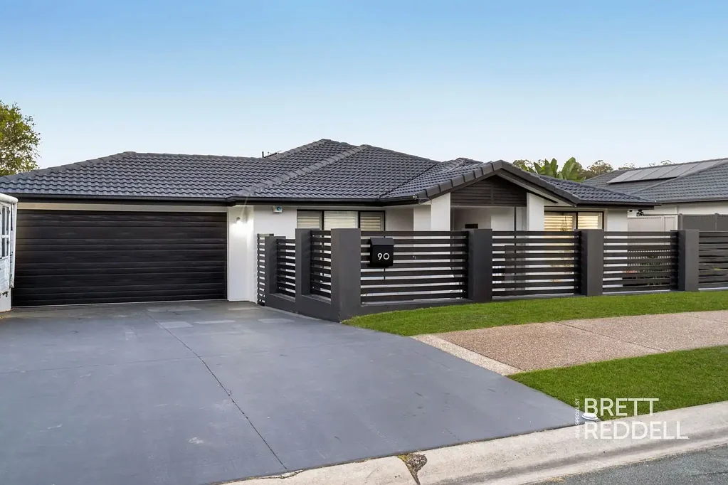 Ormeau Hills 4બેડરૂમ The Brief: 4 bedroom house Ormeau Hills, Multiple Living Areas, Caravan / Boat Parking
