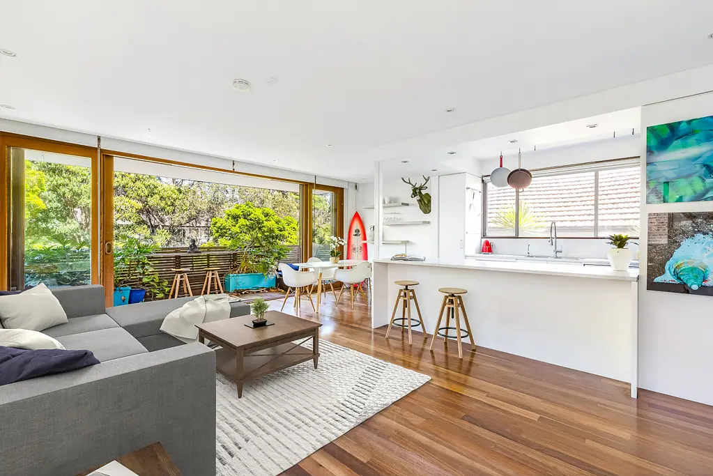 Bondi Beach 2Zimmer Stylishly Updated Beachside Haven With Private Leafy Outlook And Parking