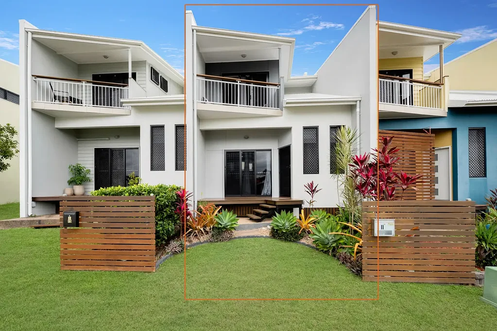 Douglas 3બેડરૂમ TERRACE HOUSE WITH FREEHOLD TITLE & NO BODY CORPORATE FEES