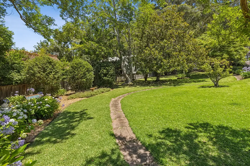 Avoca Beach Create your dream coastal retreat in the heart of Avoca Beach