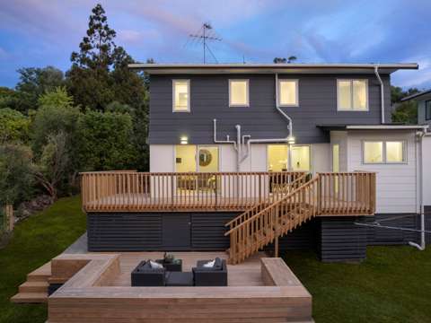 Browns Bay 3 Bedroom Discover Your Ideal Home in Rangitoto Zone