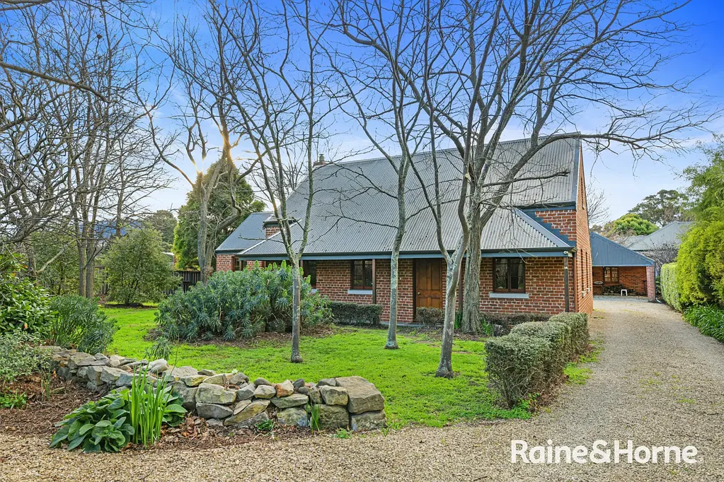 Richmond 5房  TWO COTTAGES  - INCLUDING HERITAGE LISTED "LAUREL COTTAGE"