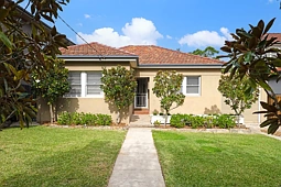 76 Carranya Road, Riverview