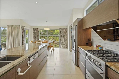 33D Hackthorne Road, Cashmere, Christchurch, 4 slaapkamers, 3 badkamers, House