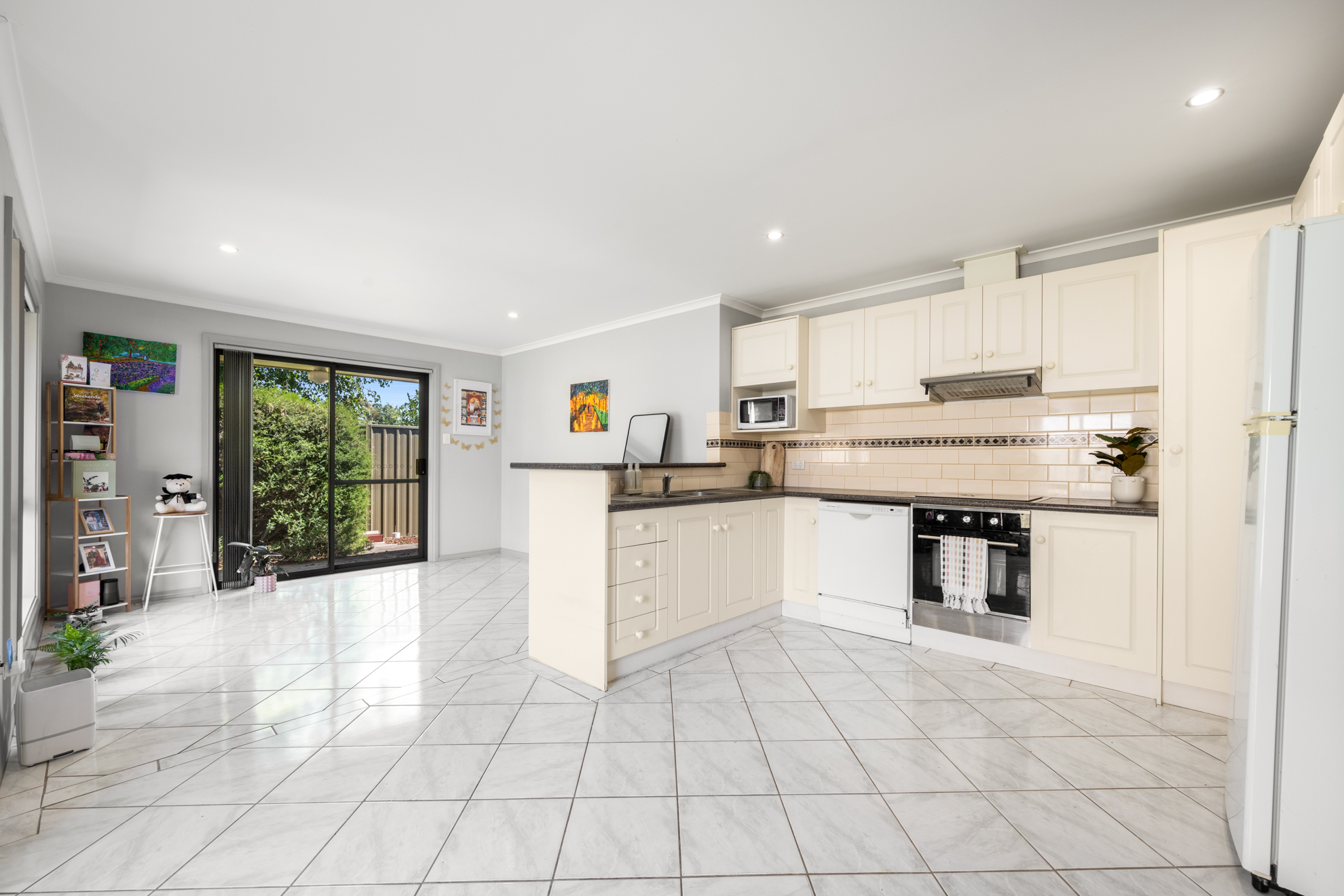 UNIT 2 35 STURT ST, MOUNT GAMBIER SA 5290, 0 rūma, 0 rūma horoi, Unit