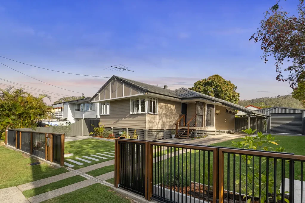 14 Coachwood Street, Keperra, QLD 4054
