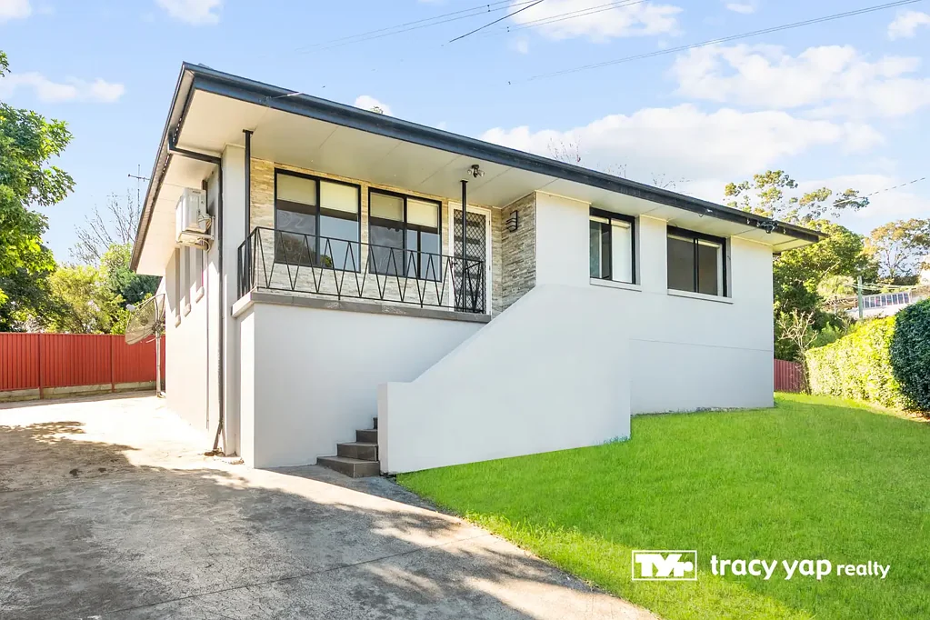 Carlingford 4Zimmer Newly Renovated Family in Convenient Location with Potential (STCA)