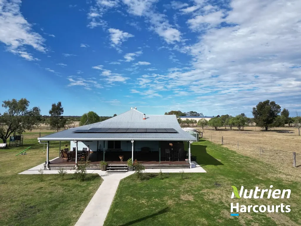 21 Barkers Road, Chinchilla, QLD 4413