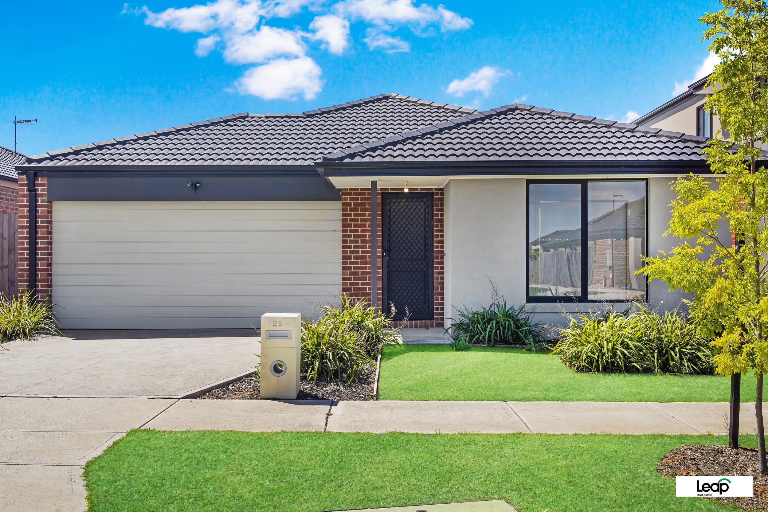 25 CHARLES ST, WALLAN VIC 3756, 0 Bedrooms, 0 Bathrooms, House