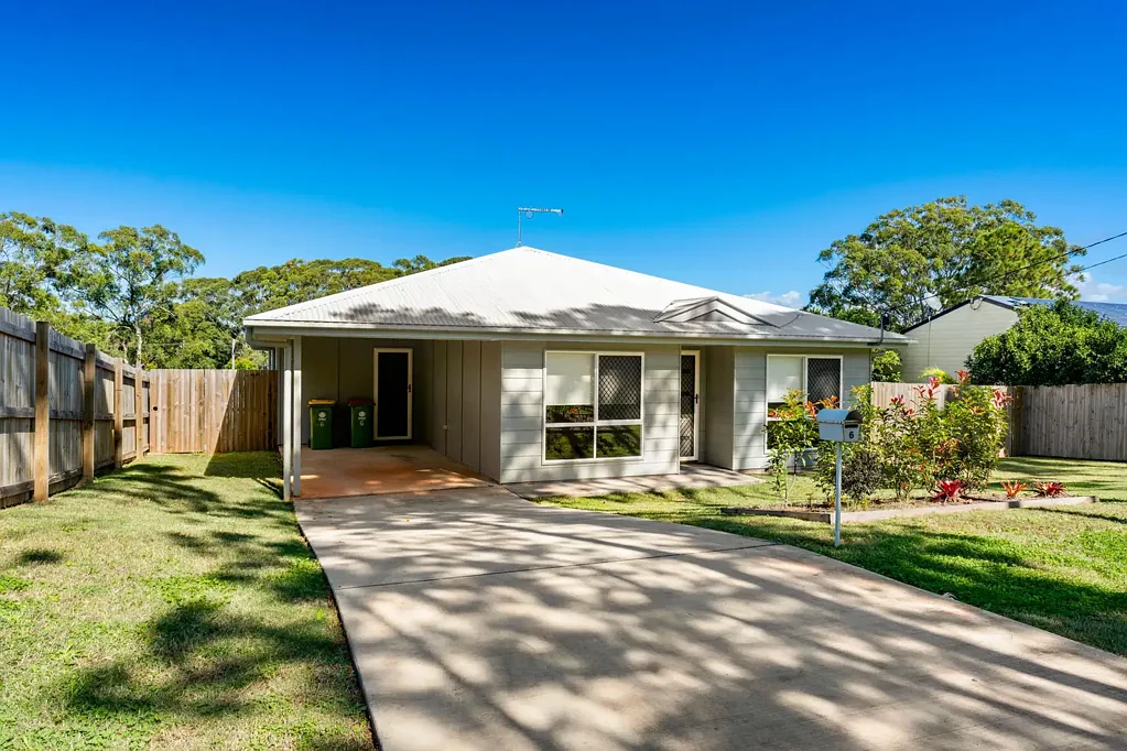 6 Aimeo Esplanade, Russell Island, QLD 4184