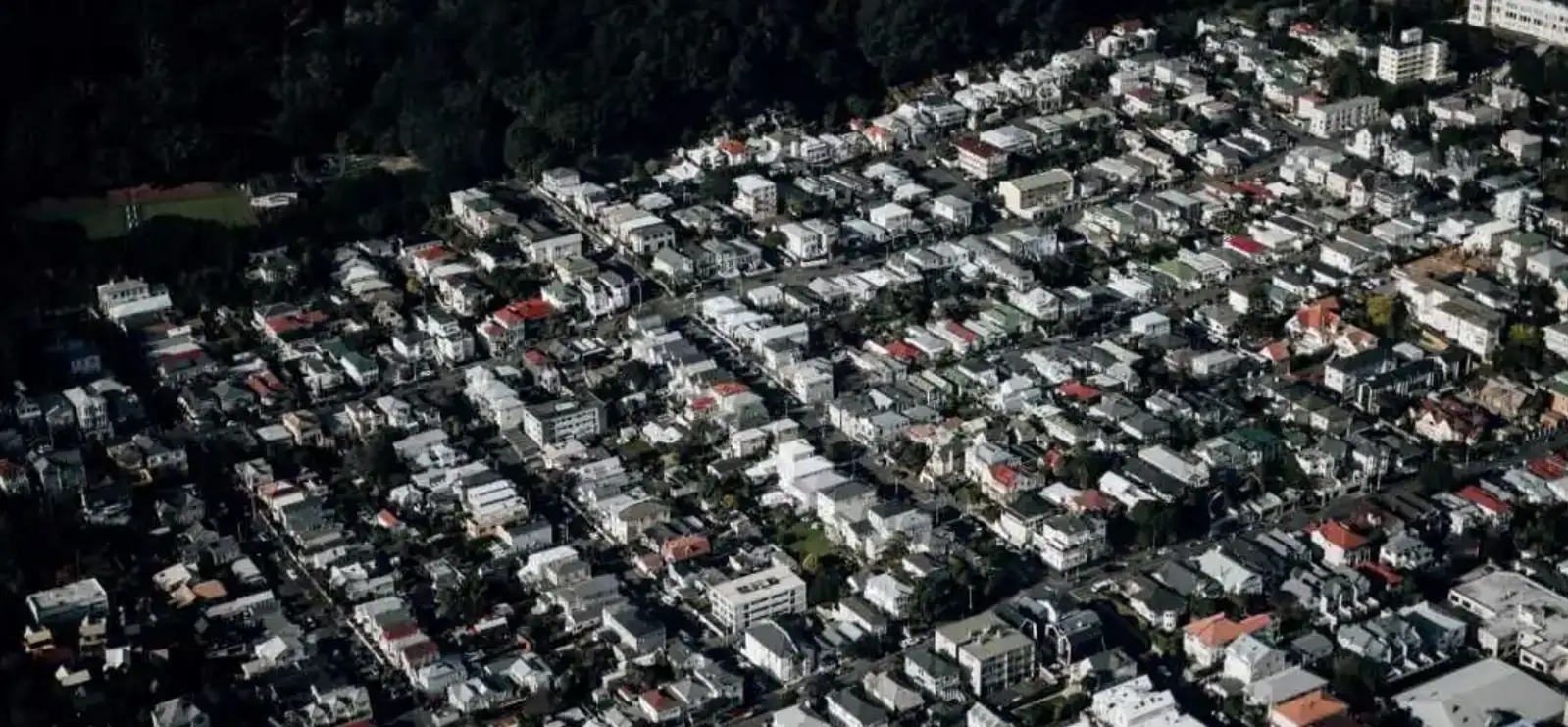 房市参差不齐：惠灵顿大区跌最狠，奥克兰西区两地周转率全国最高