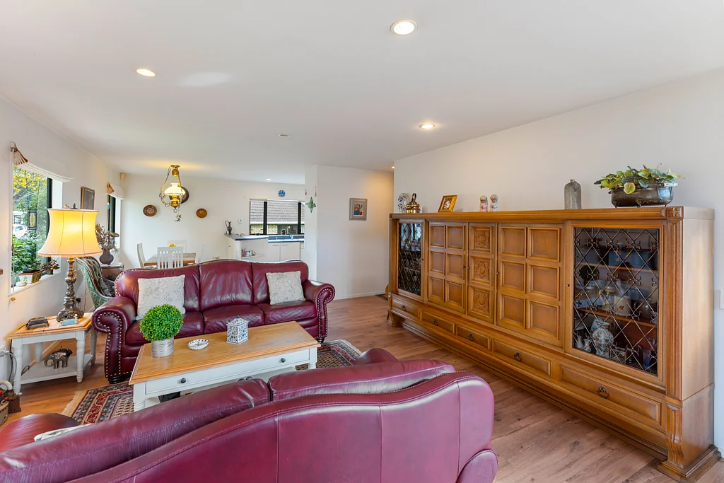 Paraparaumu 3ਬੈੱਡਰੂਮ Location Perfect to Coastlands & Transport Hub