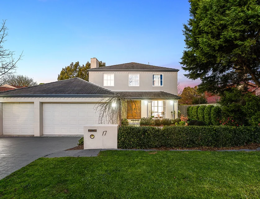 17 Chippendale Terrace, Burwood East, East Melbourne, 5 Kuwarto, 3 Banyo, House