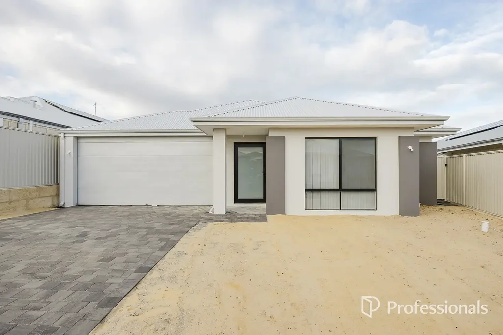 Brand New Coastal Living!