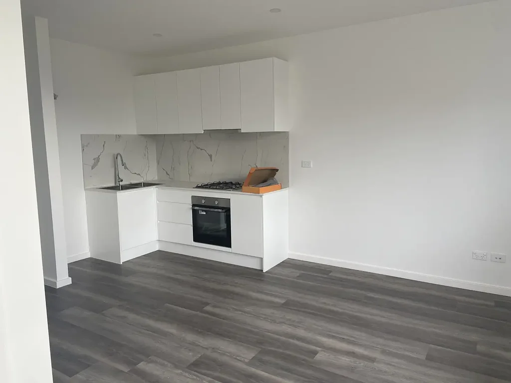 Modern & Stylish Granny Flat in the Heart of Austral!