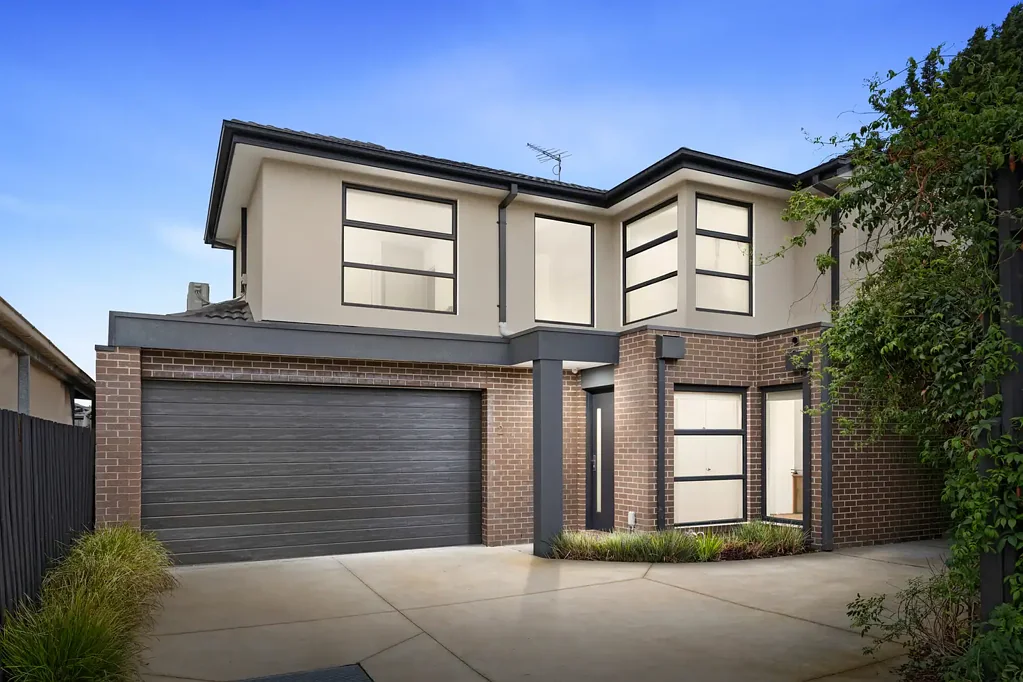 Cheltenham 4कमरा Surprisingly Spacious, Serene & Sun-Soaked Convenience