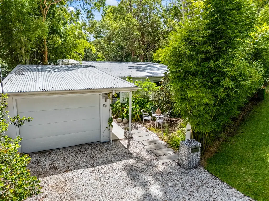Macleay Island 3ਬੈੱਡਰੂਮ $799,999 - Nature at its finest!