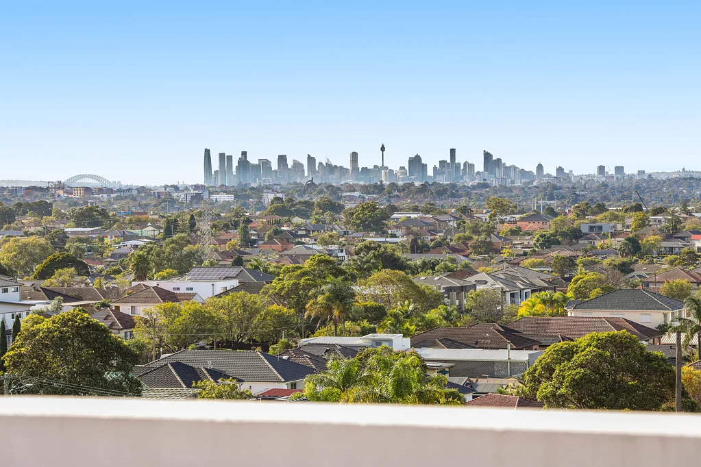 104/114 Northcote Road, Greenacre, NSW 2190