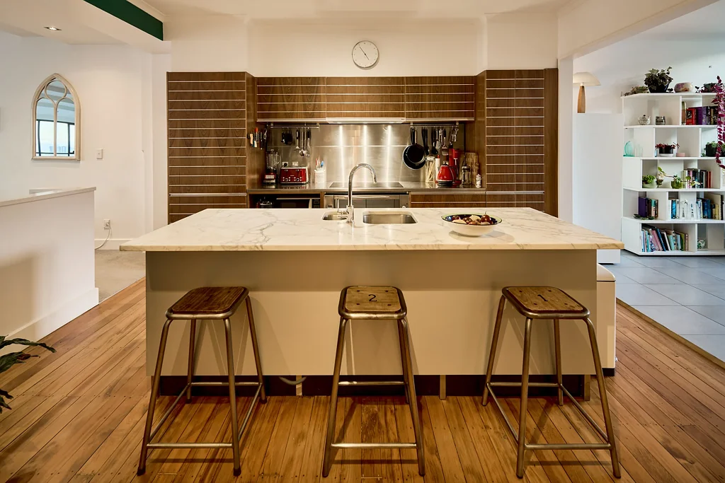 Te Aro 3 Bedroom NO ORDINARY APARTMENT