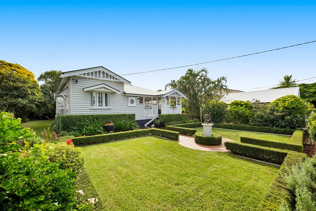 Cannon Hill 3 Bedroom UNDER CONTRACT