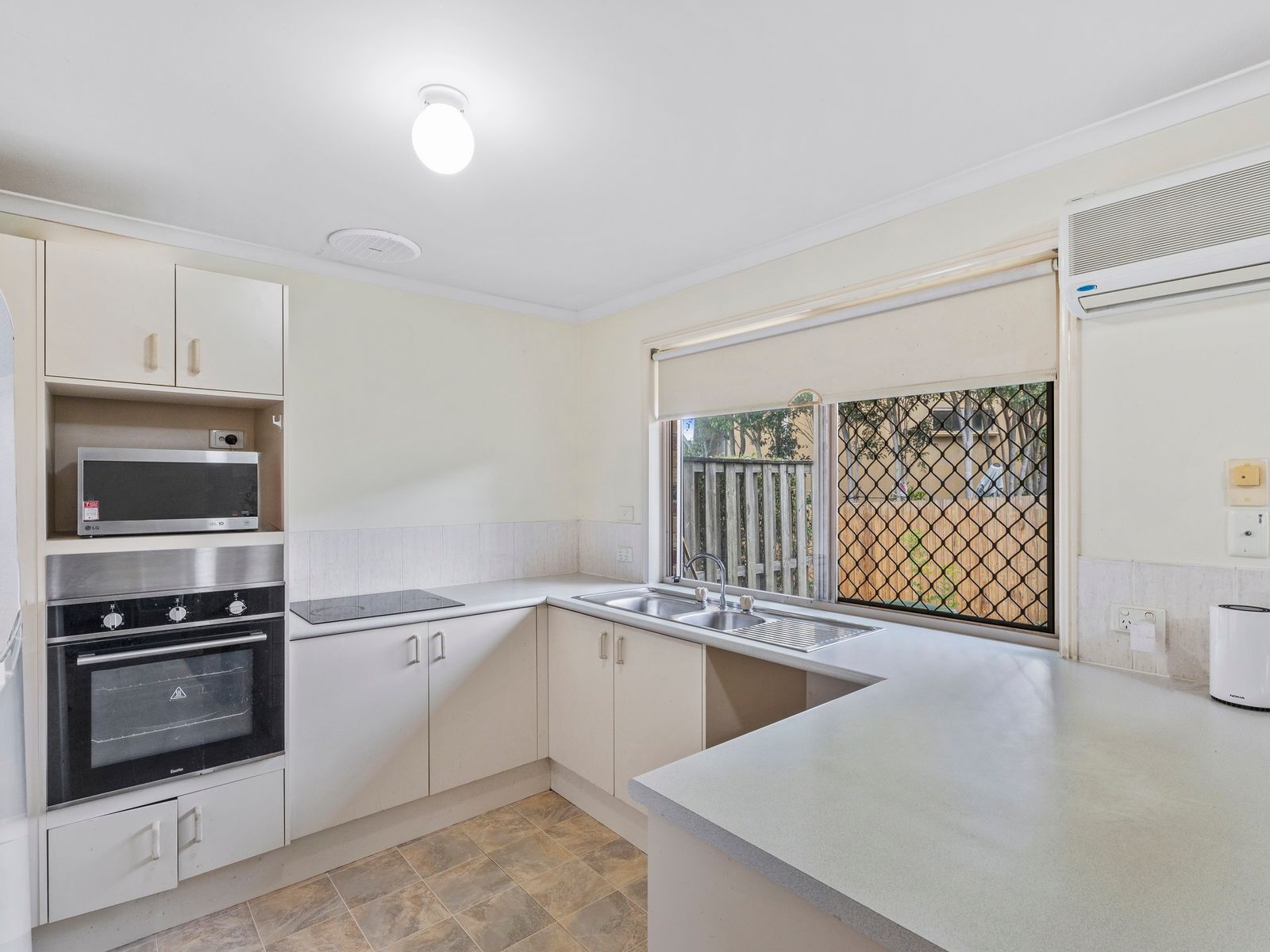 UNIT 25 51 OLSEN AV, LABRADOR QLD 4215, 0 ਕਮਰੇ, 0 ਬਾਥਰੂਮ, Townhouse