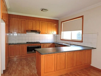 77 Aylmer Road, Lynbrook, VIC 3975, 3房, 2浴, House