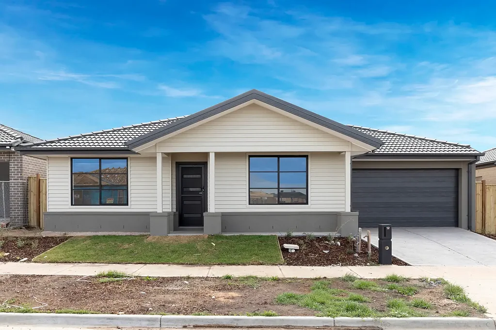 Low Maintenance Property at its Best. 1-week free rent.