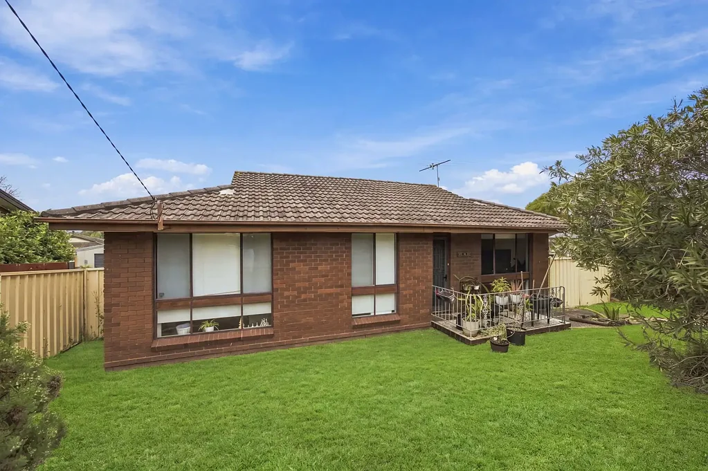 Narellan 3બેડરૂમ Prime 700sqm Block Packed with Opportunity