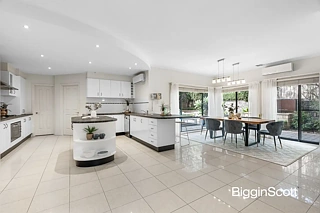 34 Perri-Raso Rise, Rowville, VIC 3178