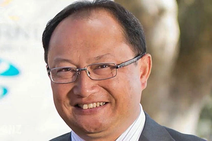 这个华人通晓毛利语，连任6次Gisborne市长，刚被任命为种族关系委员