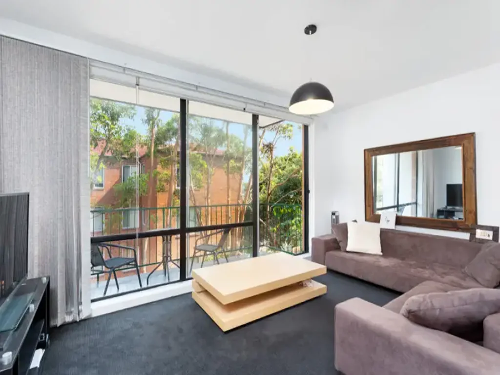 Renovated Spacious Studio in Sought After Location