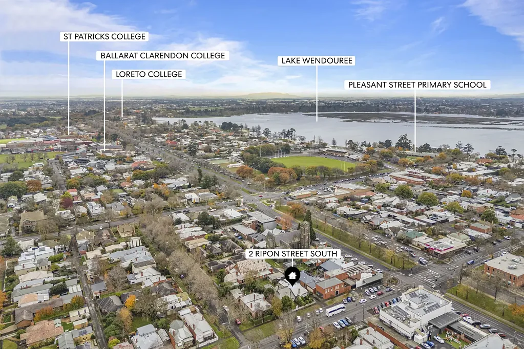 Ballarat Central 4બેડરૂમ Charming Character Home Central Ballarat Opportunity with Approved Plans & Endless Potential